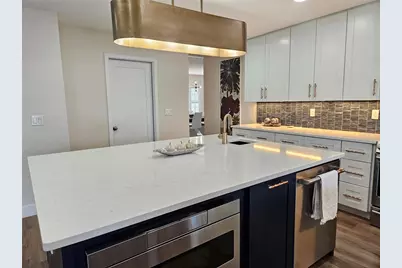 917 S Gondola Drive, Venice, FL 34293 - Photo 19