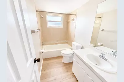 211 Rubens Drive #E, Nokomis, FL 34275 - Photo 23