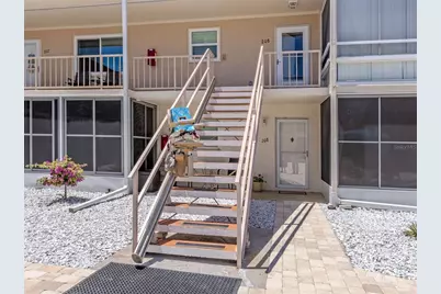 537 Manatee Ct #204, Venice, FL 34285 - Photo 3