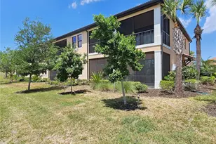 10027 Crooked Crk Dr, Venice, FL 34293 - Photo 15