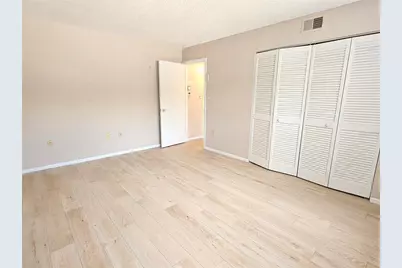 509 W Venice Avenue #102, Venice, FL 34285 - Photo 17