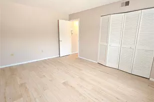 509 W Venice Ave, Venice, FL 34285 - Photo 17