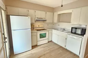 509 W Venice Ave, Venice, FL 34285 - Photo 13