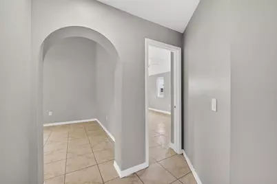 10136 Peach Avenue, Englewood, FL 34224 - Photo 13