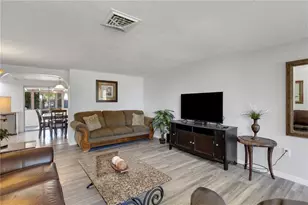 979 Kimball Rd, Venice, FL 34293 - Photo 5