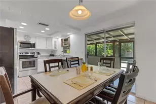 979 Kimball Rd, Venice, FL 34293 - Photo 9