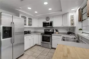979 Kimball Rd, Venice, FL 34293 - Photo 11
