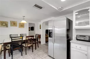 979 Kimball Rd, Venice, FL 34293 - Photo 13