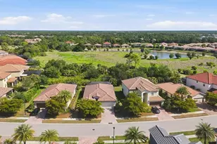 12540 Canavese Ln, Venice, FL 34293 - Photo 3
