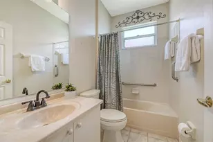 750 Back 9 Dr, Venice, FL 34285 - Photo 25