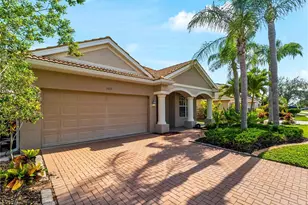 11631 Dancing River Dr, Venice, FL 34292 - Photo 5