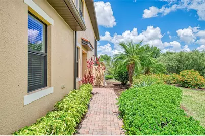 23321 Awabuki Drive #8-102, Venice, FL 34293 - Photo 9