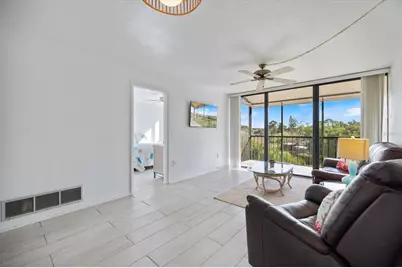 618 Bird Bay Drive S #317, Venice, FL 34285 - Photo 3