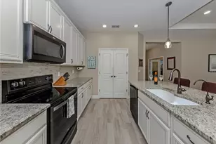 2030 Mesic Hammock Way, Venice, FL 34292 - Photo 7