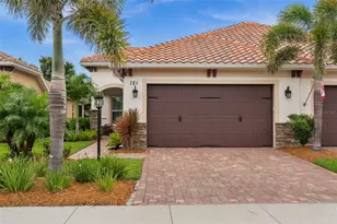 121 Colebrook Ct, Venice, FL 34292 - Photo 1