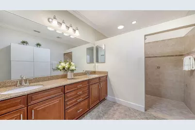 11426 Bertolini Drive, Venice, FL 34292 - Photo 23