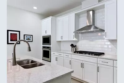 18604 Dayspring Place, Venice, FL 34293 - Photo 13