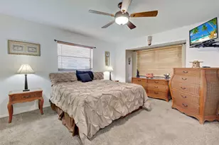 1211 Capri Isles Blvd, Venice, FL 34292 - Photo 9