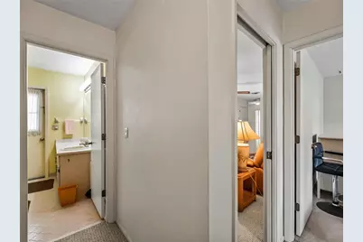 1619 E Cypress Point Drive, Venice, FL 34293 - Photo 29