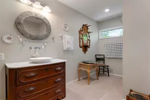 417 Baycrest Dr, Venice, FL 34285 - Photo 23
