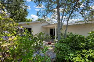 417 Baycrest Dr, Venice, FL 34285 - Photo 35