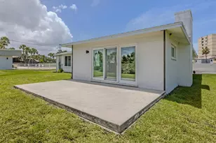 908 Villas Dr, Venice, FL 34285 - Photo 19