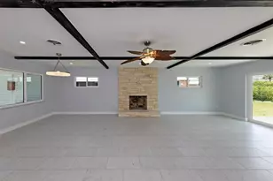 908 Villas Dr, Venice, FL 34285 - Photo 45