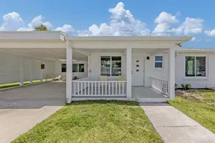 908 Villas Dr, Venice, FL 34285 - Photo 1