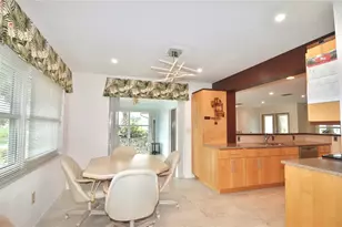 2321 Sandlewood Dr, Venice, FL 34293 - Photo 23