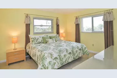 2321 Sandlewood Drive, Venice, FL 34293 - Photo 9