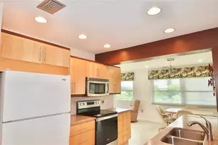 2321 Sandlewood Dr, Venice, FL 34293 - Photo 21