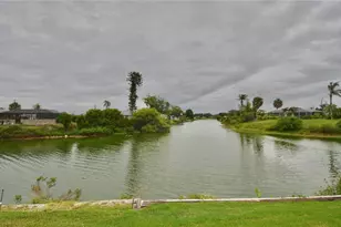 2321 Sandlewood Dr, Venice, FL 34293 - Photo 43
