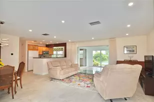 2321 Sandlewood Dr, Venice, FL 34293 - Photo 15