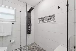 242 Piazza Di Luna, Venice, FL 34285 - Photo 33