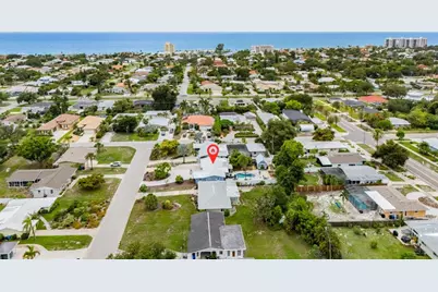 242 Piazza Di Luna, Venice, FL 34285 - Photo 3