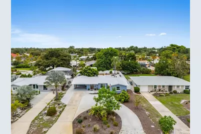 242 Piazza Di Luna, Venice, FL 34285 - Photo 1