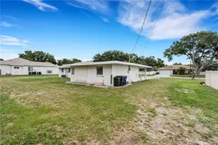 2830 Siesta Dr, Venice, FL 34293 - Photo 23