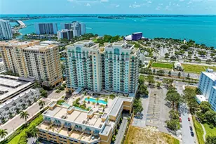800 N Tamiami Trl, Sarasota, FL 34236 - Photo 3