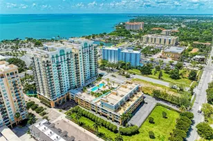 800 N Tamiami Trl, Sarasota, FL 34236 - Photo 9