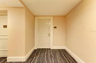 800 N Tamiami Trl, Sarasota, FL 34236 - Photo 17