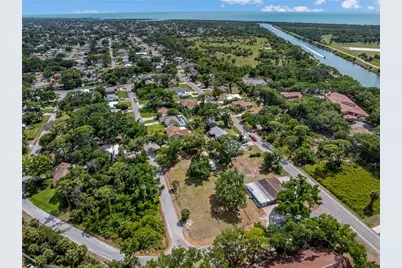 Dawn Drive, Venice, FL 34293 - Photo 9