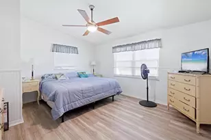 201 E Tarpon Blvd NW, Port Charlotte, FL 33952 - Photo 19