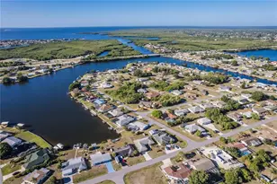 201 E Tarpon Blvd NW, Port Charlotte, FL 33952 - Photo 33