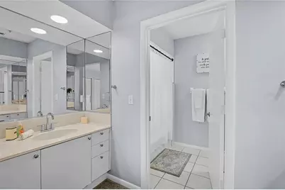 508 Forest Way #508, Longboat Key, FL 34228 - Photo 21