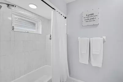 508 Forest Way #508, Longboat Key, FL 34228 - Photo 23
