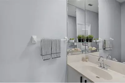 508 Forest Way #508, Longboat Key, FL 34228 - Photo 17