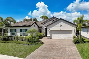 11484 Montserrat Dr, Venice, FL 34293 - Photo 3