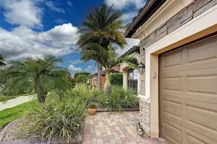 20745 Granlago Dr, Venice, FL 34293 - Photo 5