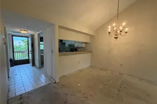 906 Bird Bay Way, Venice, FL 34285 - Photo 9