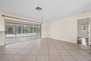 1011 Pine Forest Ct, Venice, FL 34293 - Photo 5